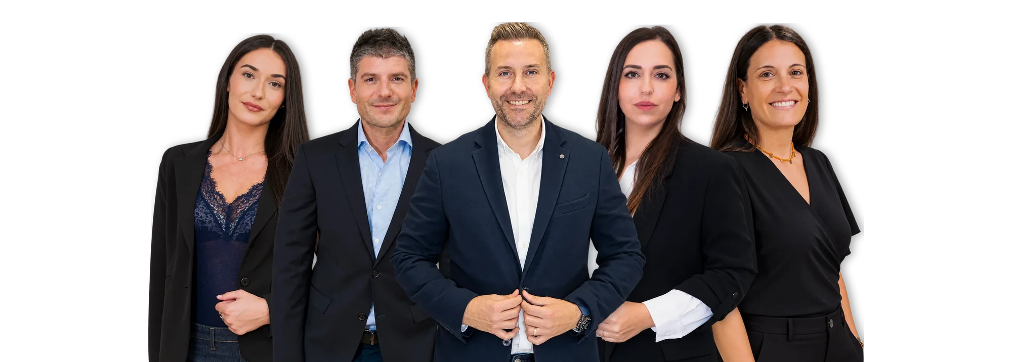 Josep Arribas, Joan Font y Marta Vallés, de dirección, con el equipo de tráfico de Asesoría Arribas en Badalona