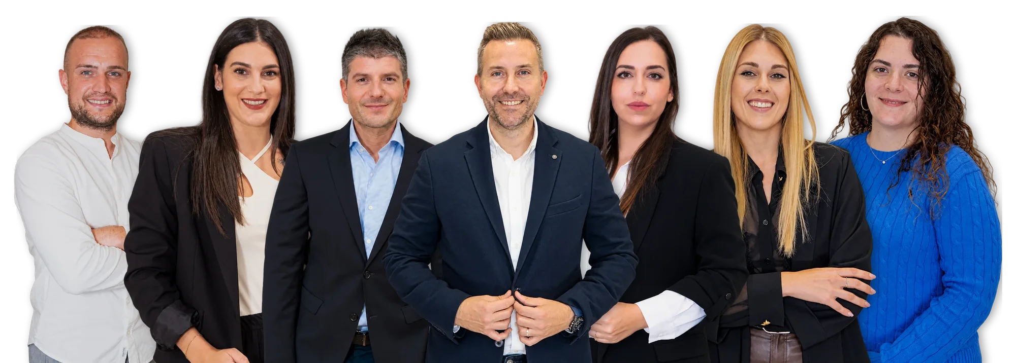 Josep Arribas, Joan Font y Marta Vallés, de dirección, con el equipo fiscal de Asesoría Arribas en Badalona