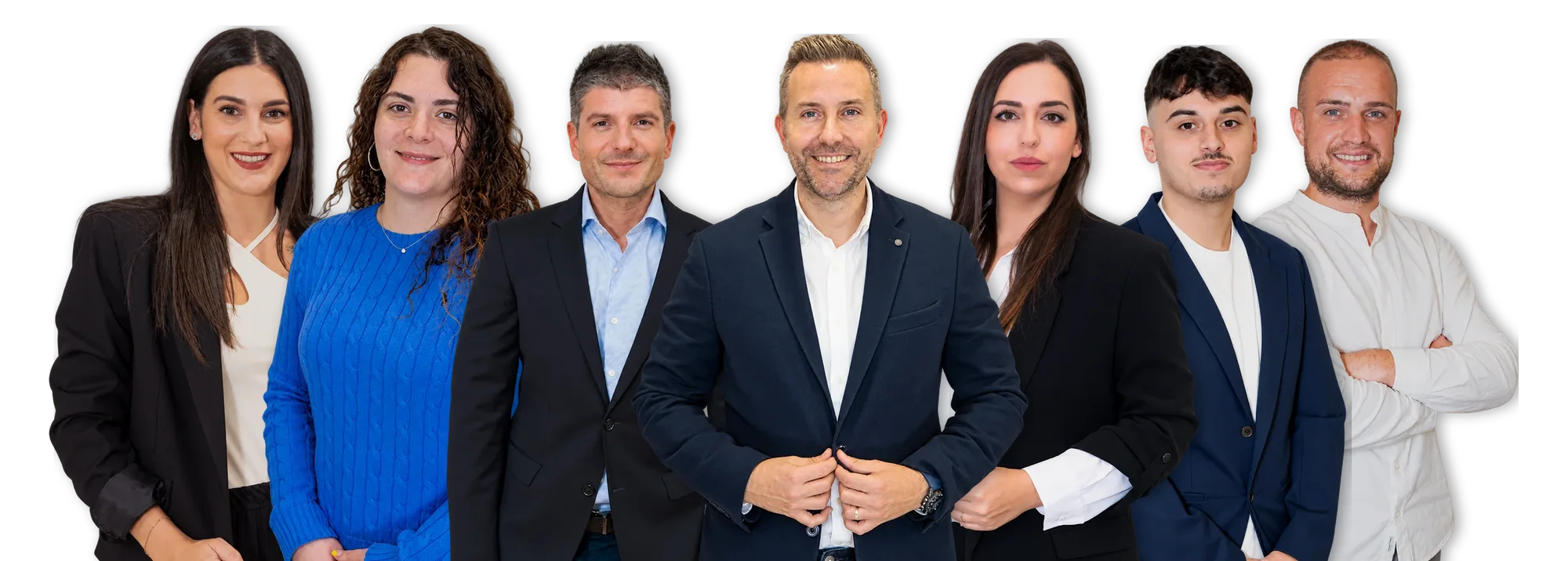 Josep Arribas, Joan Font y Marta Vallés, de dirección, con el equipo de contabilidad de autónomos de Asesoría Arribas en Badalona