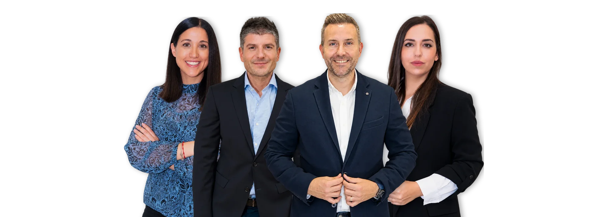 Josep Arribas, Joan Font y Marta Vallés, de dirección, con el equipo de extranjería de Asesoría Arribas en Badalona